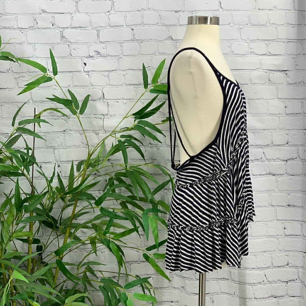🎉We The Free Dark Navy & White Stripe Knit Top - Picture 2 of 5